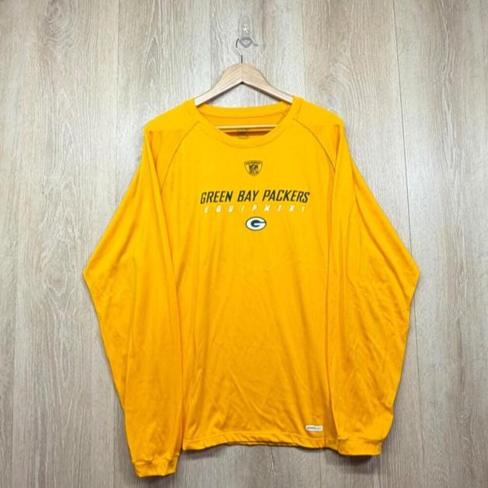 Reebok Men's Yellow and Orange T-shirt
